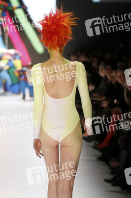 It's Showtime Maybelline New York 100th Anniversary Show, Berlin Fashion Week Autumn/Winter 2015
