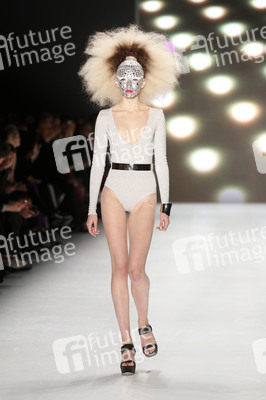 It's Showtime Maybelline New York 100th Anniversary Show, Berlin Fashion Week Autumn/Winter 2015