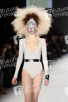 It's Showtime Maybelline New York 100th Anniversary Show, Berlin Fashion Week Autumn/Winter 2015