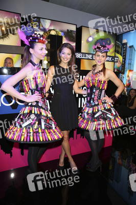 It's Showtime Maybelline New York 100th Anniversary Show, Berlin Fashion Week Autumn/Winter 2015
