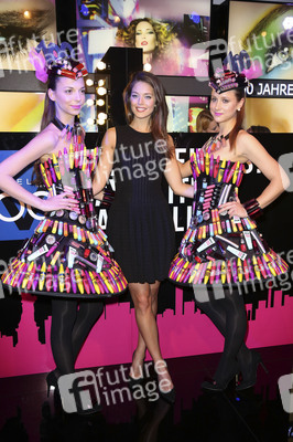 It's Showtime Maybelline New York 100th Anniversary Show, Berlin Fashion Week Autumn/Winter 2015