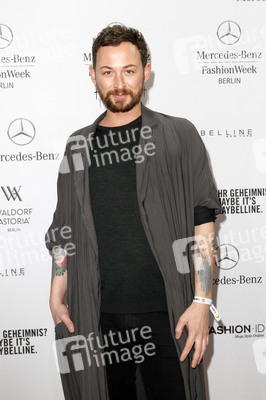 It's Showtime Maybelline New York 100th Anniversary Show, Berlin Fashion Week Autumn/Winter 2015