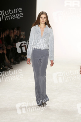 Riani Fashion Show, Berlin Fashion Week Autumn/Winter 2015