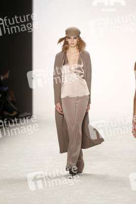 Riani Fashion Show, Berlin Fashion Week Autumn/Winter 2015