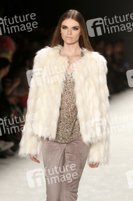 Riani Fashion Show, Berlin Fashion Week Autumn/Winter 2015