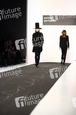 Esther Perbandt Fashion Show, Berlin Fashion Week Autumn/Winter 2015
