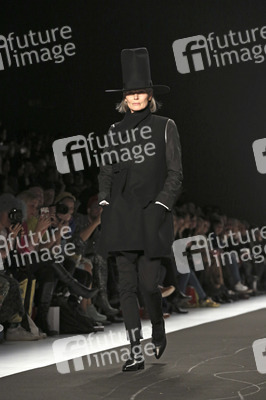 Esther Perbandt Fashion Show, Berlin Fashion Week Autumn/Winter 2015