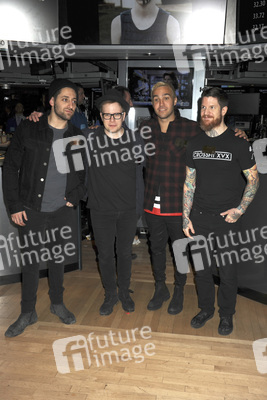 Fall Out Boy Ring läuten die NYSE Schlussglockell, New York