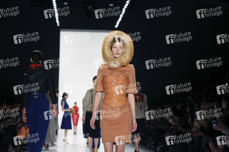 Marina Hoermanseder Fashion Show, Berlin Fashion Week Autumn/Winter 2015