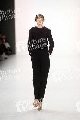 Marina Hoermanseder Fashion Show, Berlin Fashion Week Autumn/Winter 2015