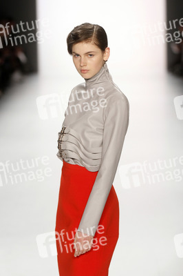 Marina Hoermanseder Fashion Show, Berlin Fashion Week Autumn/Winter 2015