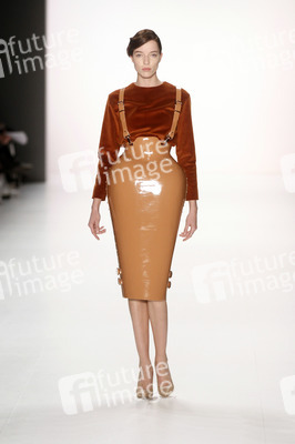 Marina Hoermanseder Fashion Show, Berlin Fashion Week Autumn/Winter 2015