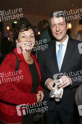 'Chuzpe, You Gotta Have Balls' Theaterpremiere, Hamburg