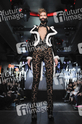 On Aura Tout Vu Fashion Show, Haute Couture Fashion Week Paris