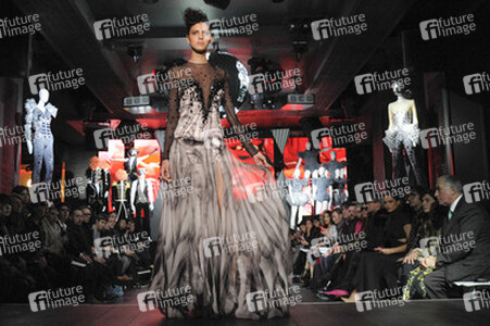 On Aura Tout Vu Fashion Show, Haute Couture Fashion Week Paris