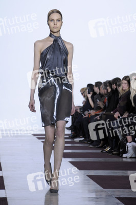 Yiqing Yin Fashion Show, Haute Couture Fashion Week Paris