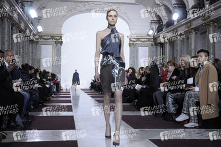 Yiqing Yin Fashion Show, Haute Couture Fashion Week Paris