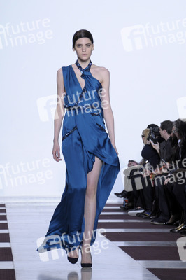 Yiqing Yin Fashion Show, Haute Couture Fashion Week Paris