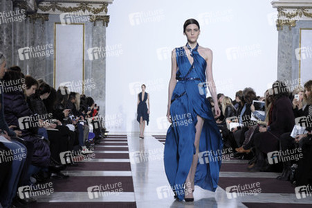 Yiqing Yin Fashion Show, Haute Couture Fashion Week Paris