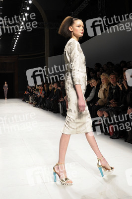 Julien Fournié Fashion Show, Haute Couture Fashion Week Paris