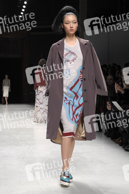Julien Fournié Fashion Show, Haute Couture Fashion Week Paris