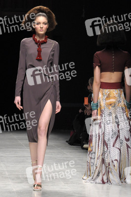 Julien Fournié Fashion Show, Haute Couture Fashion Week Paris