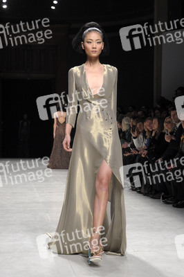 Julien Fournié Fashion Show, Haute Couture Fashion Week Paris