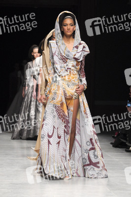 Julien Fournié Fashion Show, Haute Couture Fashion Week Paris