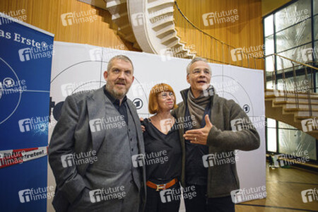 Klaus Behrendt und Dietmar Bär mit Sonja Goslicki
