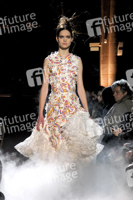 Franck Sorbier Fashion Show, Haute Couture Fashion Week Paris