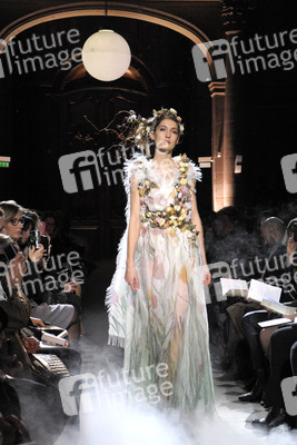 Franck Sorbier Fashion Show, Haute Couture Fashion Week Paris