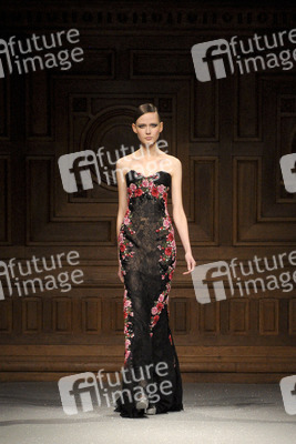 Tony Ward Fashion Show, Haute Couture Fashion Week Paris