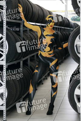 Body Painting zur Opel-Präsentation, Salzkotten