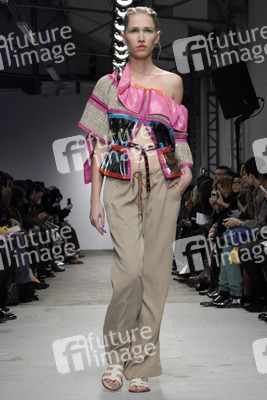 Antonio Ortega Fashion Show, Haute Couture Fashion Week Paris
