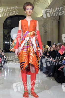 Bowie Wong Fashion Show, Haute Couture Fashion Week Paris