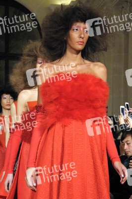 Bowie Wong Fashion Show, Haute Couture Fashion Week Paris