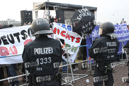 Demonstration gegen den 3. Bundesparteitag der AfD, Bremen