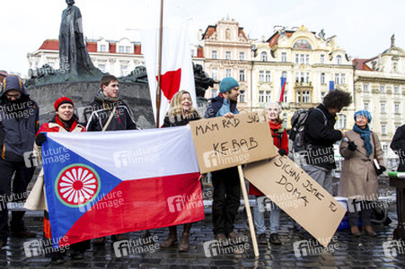 Gegendemo zur Demonstration gegen Islamisierung, Prag