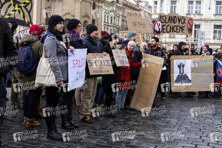 Gegendemo zur Demonstration gegen Islamisierung, Prag