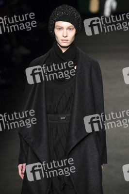 Miriam Ponsa Fashion Show, 080 Barcelona Fashion Week