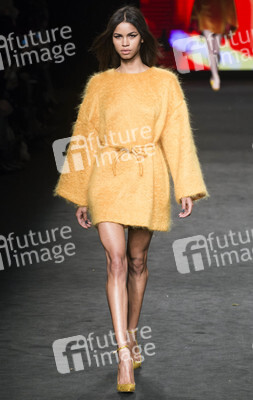 Menchen Tomas Fashion Show, 080 Barcelona Fashion Week