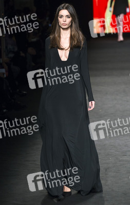 Menchen Tomas Fashion Show, 080 Barcelona Fashion Week