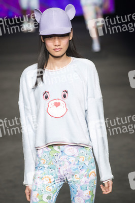 Krizia Robustella Fashion Show, 080 Barcelona Fashion Week