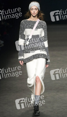 Yerse Fashion Show, 080 Barcelona Fashion Week