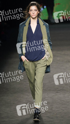 Yerse Fashion Show, 080 Barcelona Fashion Week
