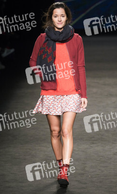 Yerse Fashion Show, 080 Barcelona Fashion Week
