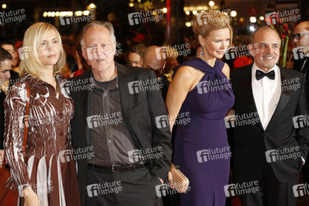 'Nobody Wants the Night' Premiere und Festivaleröffnung, Berlinale 2015