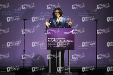 Michelle Obama besucht High School, New York