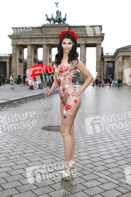 Micaela Schäfer zum Valentinstag, Berlin