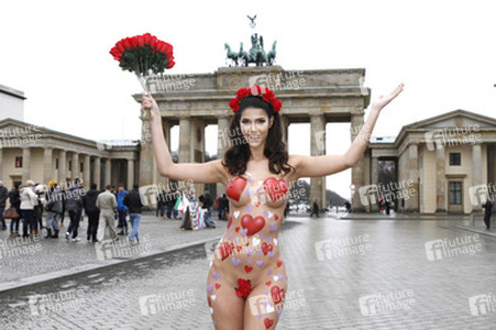 Micaela Schäfer zum Valentinstag, Berlin